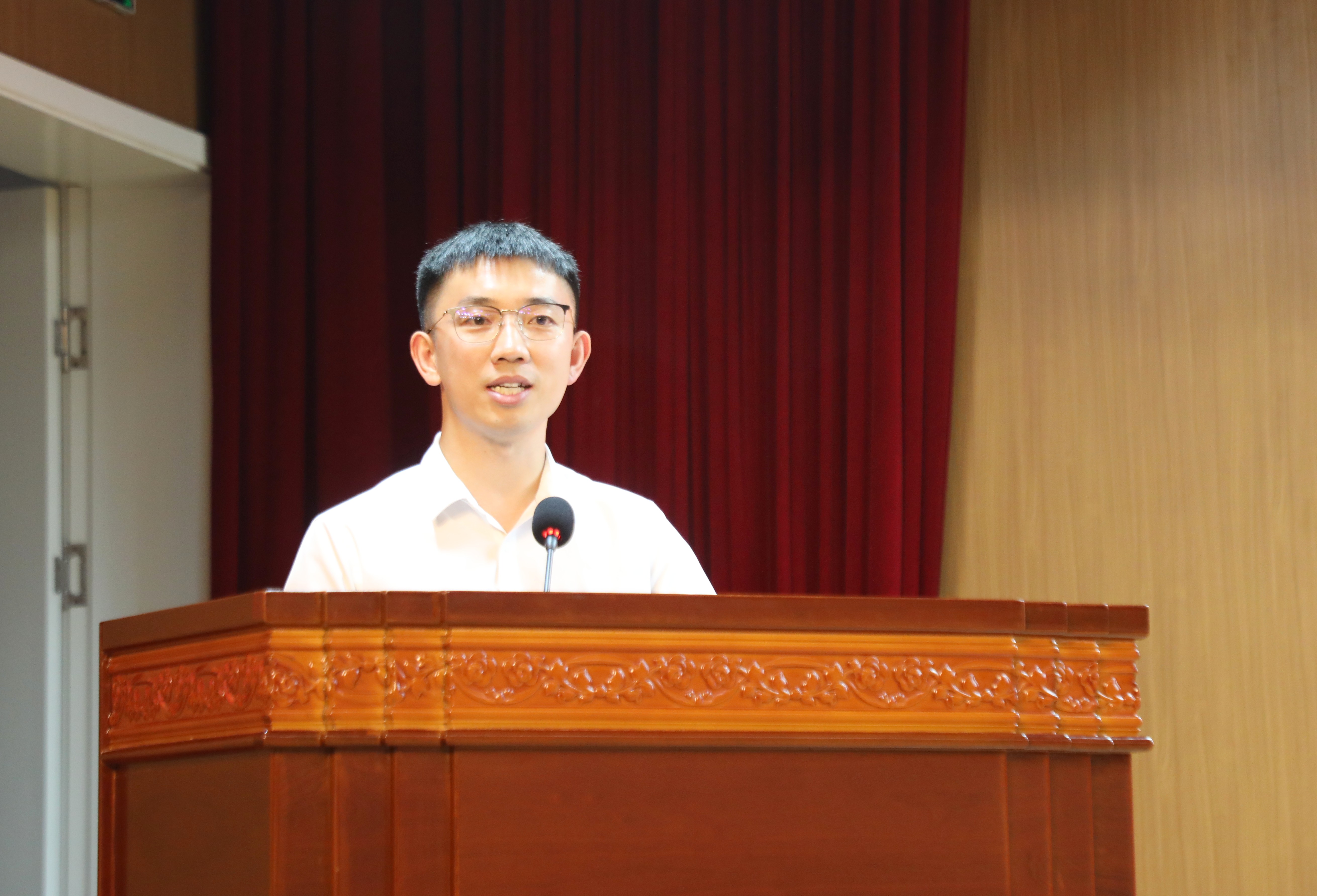 李偉強.JPG